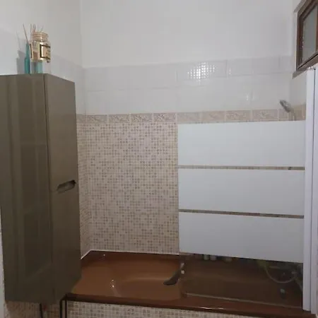 Duplex Avec Terrasse Proche Paris Apartman *